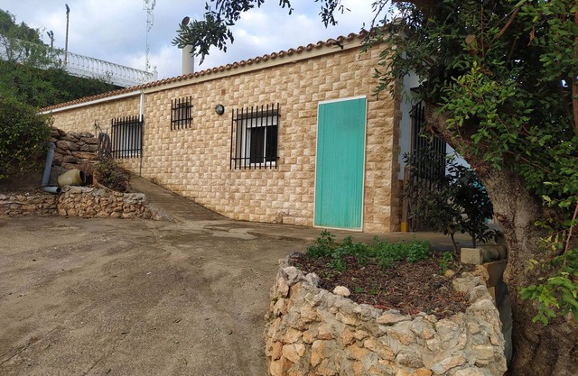 Holiday Home 'La Caseta D'Amparo' with Mountain View, Private Terrace and Wi-Fi