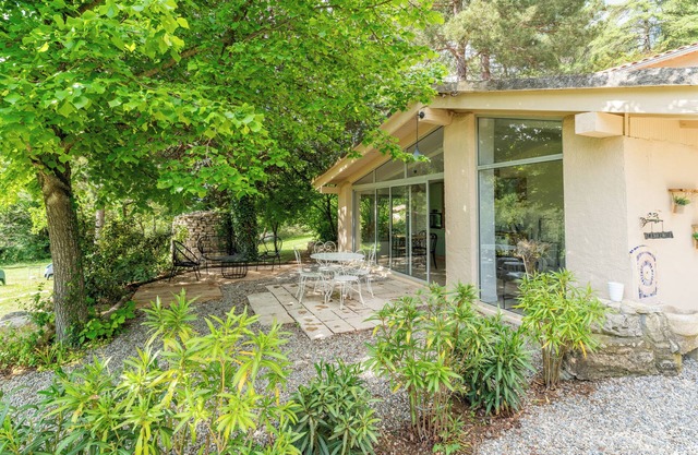 Holiday Home 'Maison Marvic, Le Tilleul T3' with Mountain View, Shared Pool and Wi-Fi