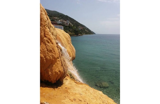 Holiday Home 'Μaria's House 3' with Sea View, Garden & A/C