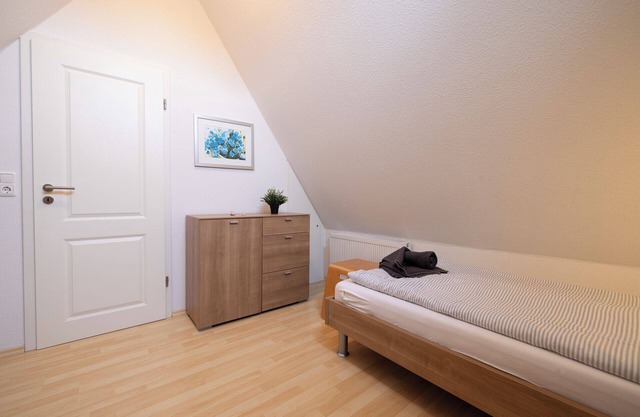 Holiday Home 'Mine Heimat 15' close to the Sea with Garden & Wi-Fi