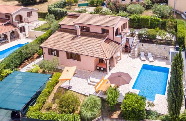 Holiday Home Mirna