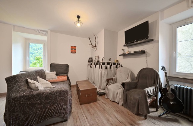 Holiday Home 'Pays De L'ours - Pyrénées' with Mountain View, Private Terrace and Wi-Fi