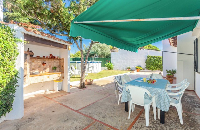 Holiday Home 'Sa Sivina' with Private Pool, Wi-Fi and Air Conditioning