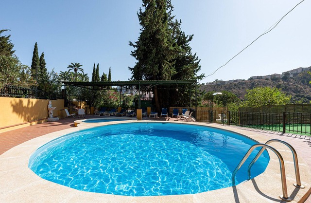 Holiday Home 'The Gardener Cottage' with Mountain View, Wi-Fi and Air Conditioning