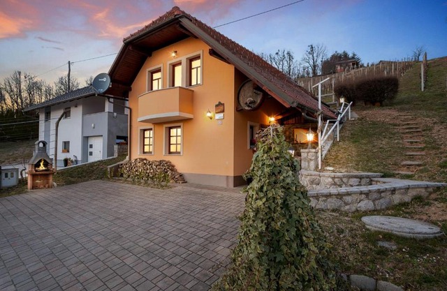 Holiday Home Tramte In Vineyards - Happy Rentals