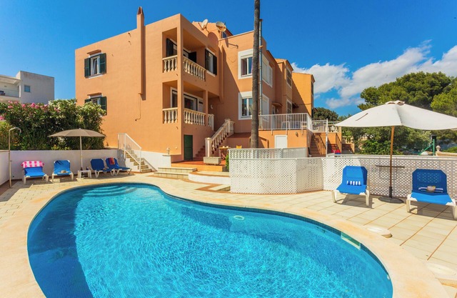 Holiday Home 'Villa Lidia' with Sea View, Private Pool and Wi-Fi