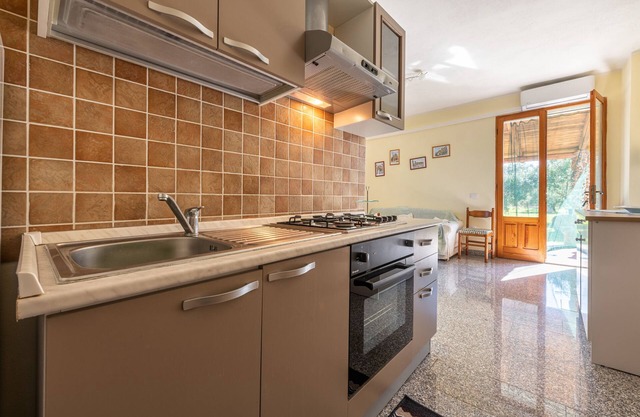 Holiday Home 'Villetta Immersa Nella Natura' with Sea View & A/C