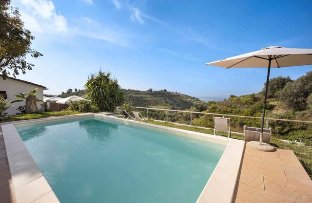 Holiday home with garden and parking