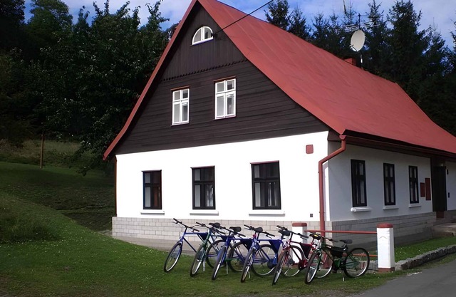 Holiday home with outdoor pool and plasma TV