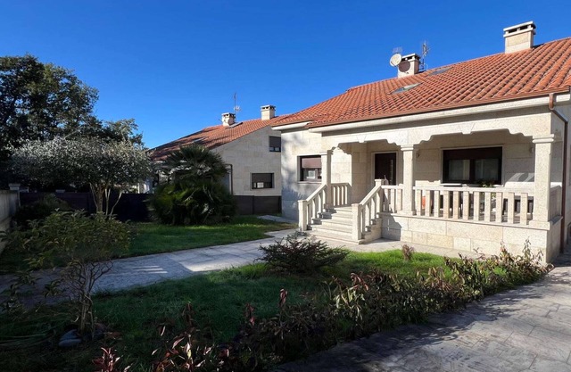 Holiday home with private garage