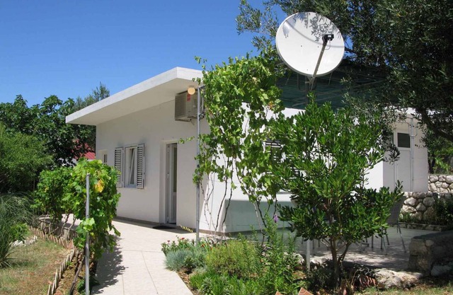 Holiday home with terrace and air conditioning