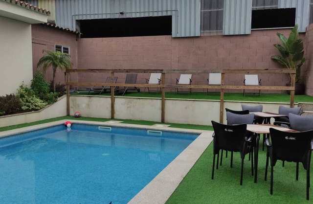 Holiday homes with pool and beach VARIOUS OFFERS