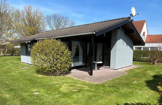 Holiday house Eckwarderhörne for 1 - 5 persons with 2 bedrooms - Holiday home