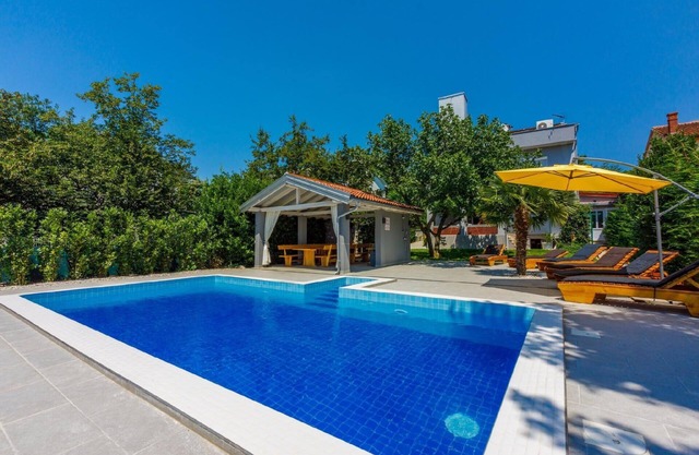 Ferienwohnung Jadranovo Für Personen Schlafzimmer 