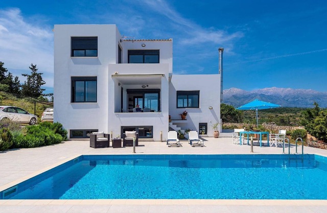 Holiday Gavalochori Persons Bedrooms 
