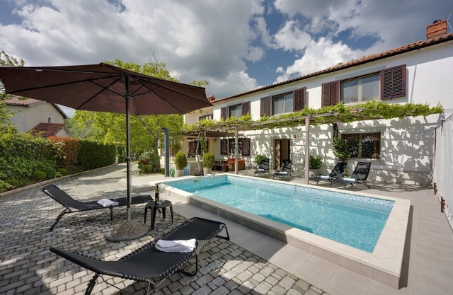 Holiday House Planik