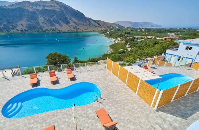 Holiday house Kavallos for 1 - 16 persons with 4 bedrooms - Twin house