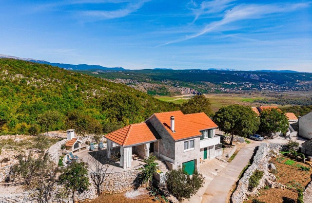 Holiday house Lokvicici for 5 persons with 2 bedrooms - Holiday house