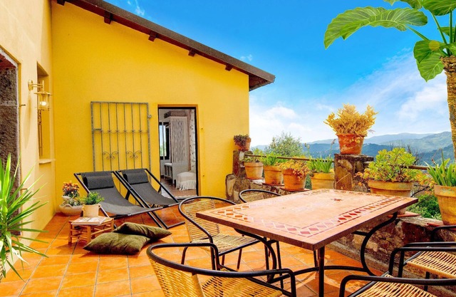 Holiday house Montedivalli for 1 - 5 persons with 3 bedrooms - Holiday home