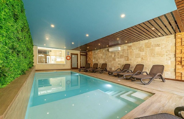 Holiday house Munxar for 1 - 10 persons with 5 bedrooms - Row house