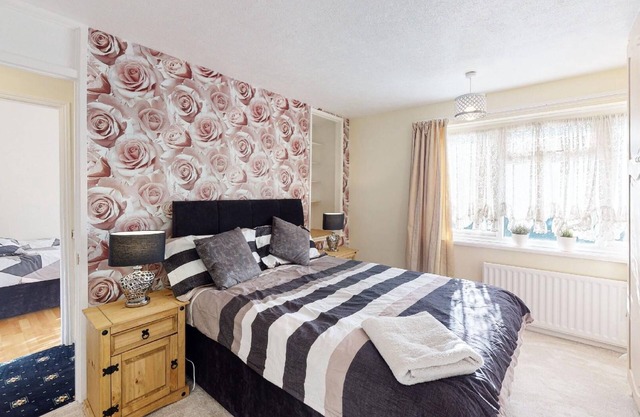 Holiday house Orpington for 1 - 6 persons with 3 bedrooms - Twin house