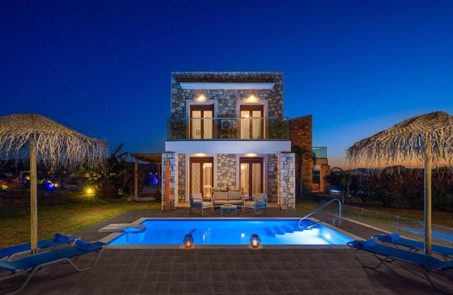 Holiday house Soroni for 1 - 5 persons with 2 bedrooms - Holiday house