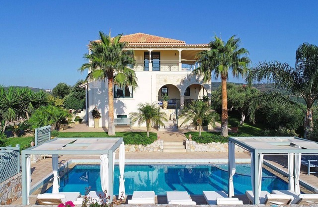 Holiday house Spilia for 1 - 8 persons with 4 bedrooms - Holiday house