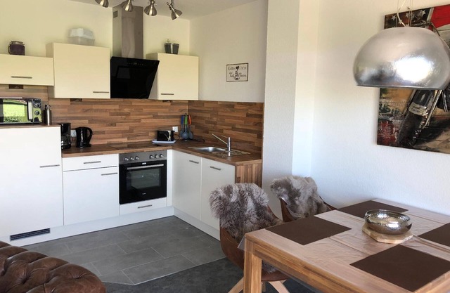 Holiday house Tossens for 2 - 4 persons with 2 bedrooms - Holiday home
