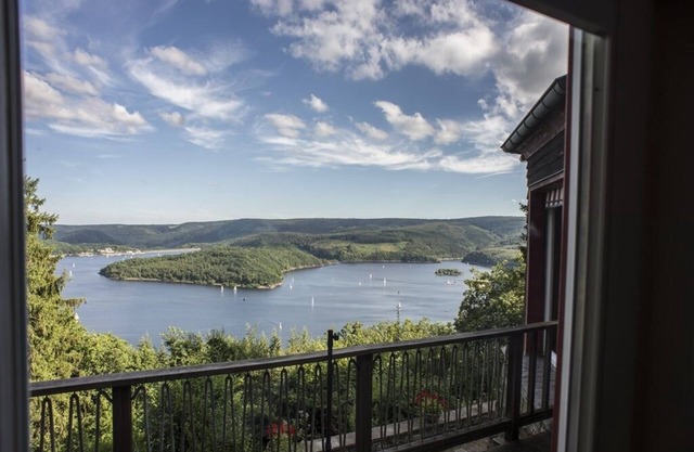 Holiday house "Waldhaus Anne" in Niedeggen - with a view of the Rursee