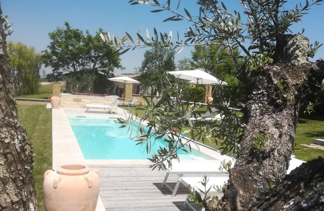 Holiday house with garden, pool, whirlpool, fitness & sauna