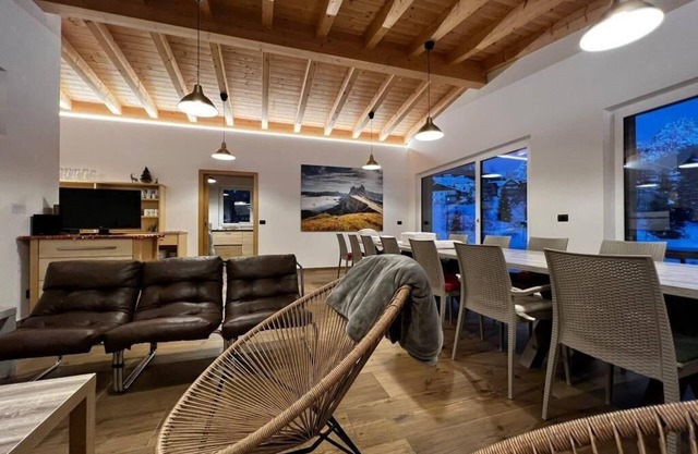 Holiday house Wolkenstein in Gröden (Selva di Val Gardena for 1 - 17 persons with 7 bedrooms - Holid