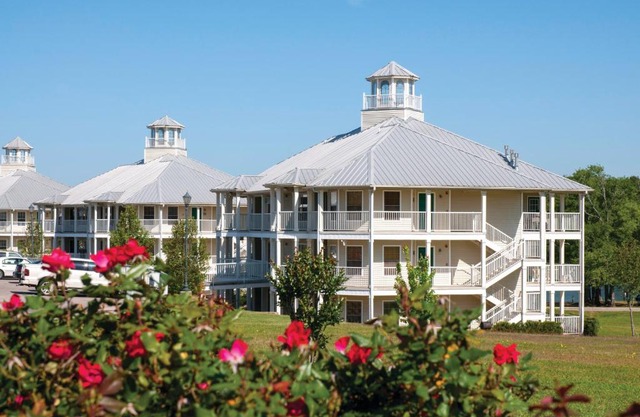 Holiday Inn Club Vacations Piney Shores Resort at Lake Conroe