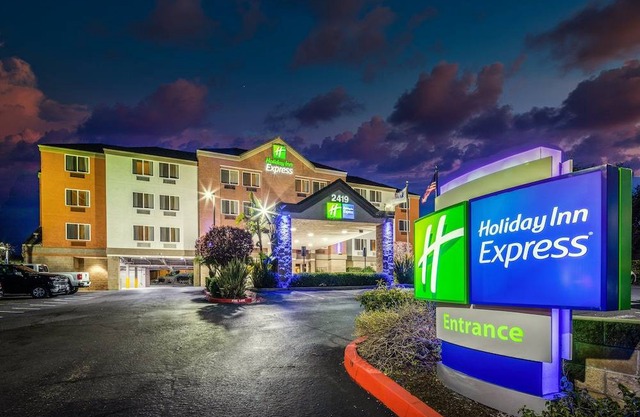 Holiday Inn Express Castro Valley, an IHG Hotel