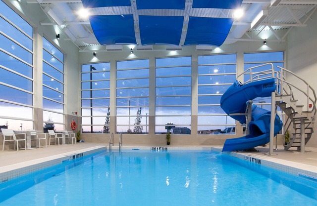 Holiday Inn Express & Suites North Battleford by IHG