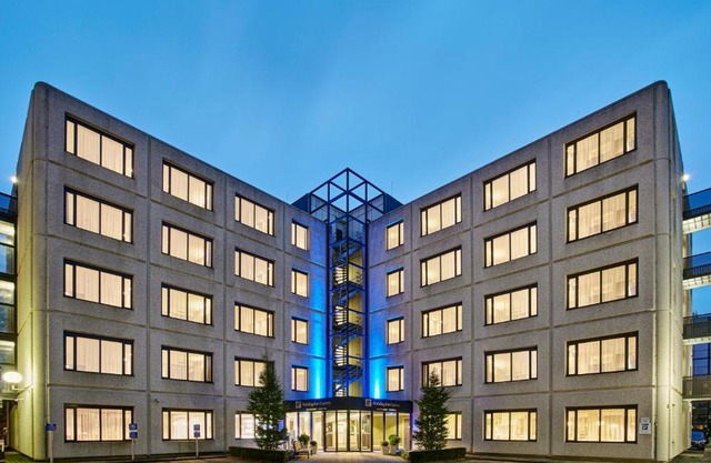 Holiday Inn Express Amsterdam - Schiphol by IHG