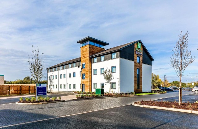 Holiday Inn Express Cambridge by IHG
