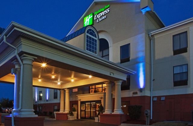 Holiday Inn Express Hotel & Suites Laurinburg, an IHG Hotel