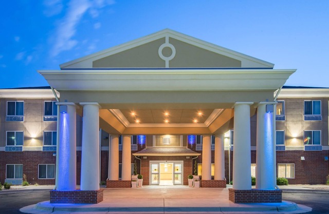 Holiday Inn Express Hotel & Suites El Dorado, Kansas by IHG