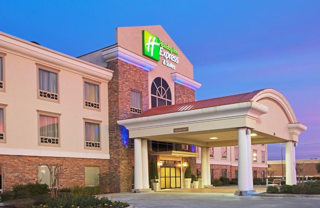 Holiday Inn Express Hotel and Suites Conroe by IHG
