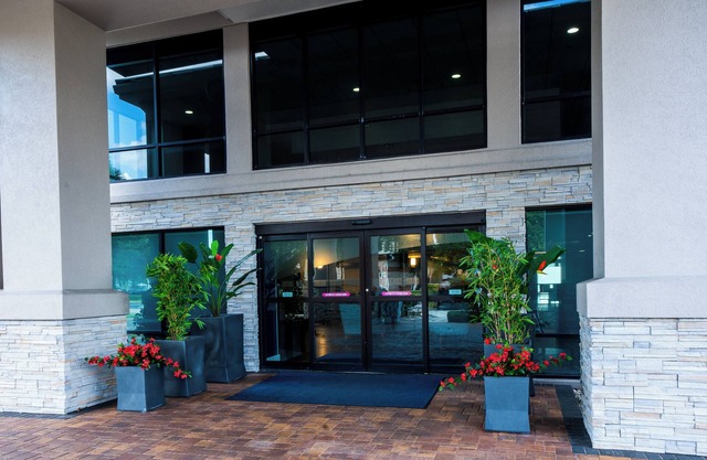 Holiday Inn Express Hotel & Suites Tampa Northwest - Oldsmar by IHG