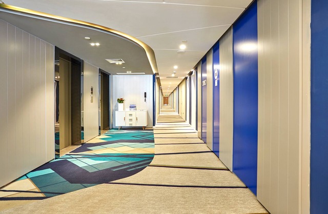 Holiday Inn Express Nanjing Xuanwu Lake by IHG