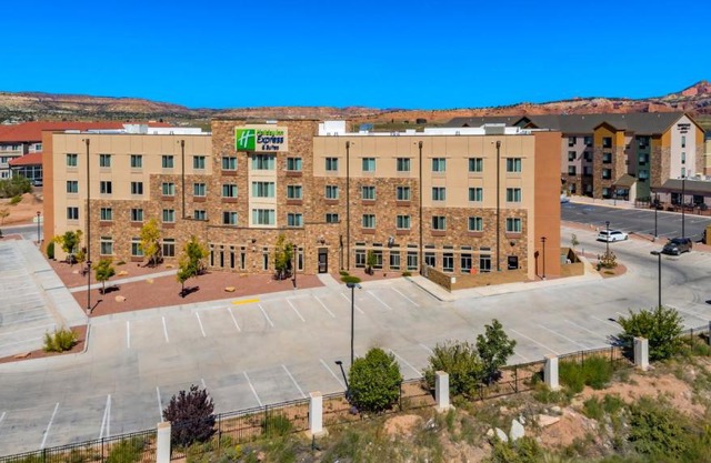 Holiday Inn Express & Suites Gallup East by IHG