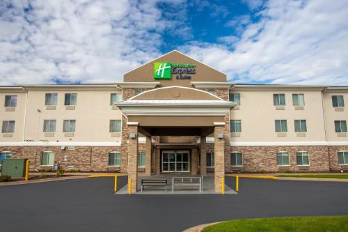 Holiday Inn Express & Suites Clinton by IHG