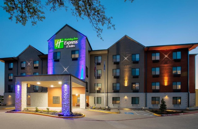 Holiday Inn Express & Suites DALLAS PARK CENTRAL NORTHEAST by IHG