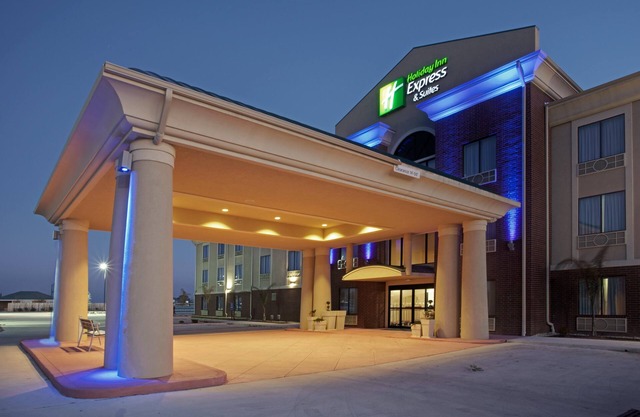 Holiday Inn Express & Suites Waller - Prairie View by IHG