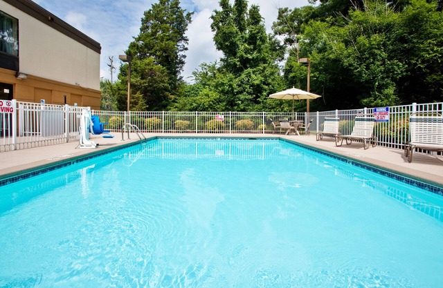 Holiday Inn Express & Suites Kimball by IHG