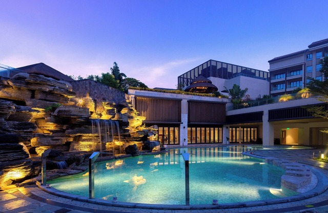 Holiday Inn Resort Qionghai Guantang by IHG