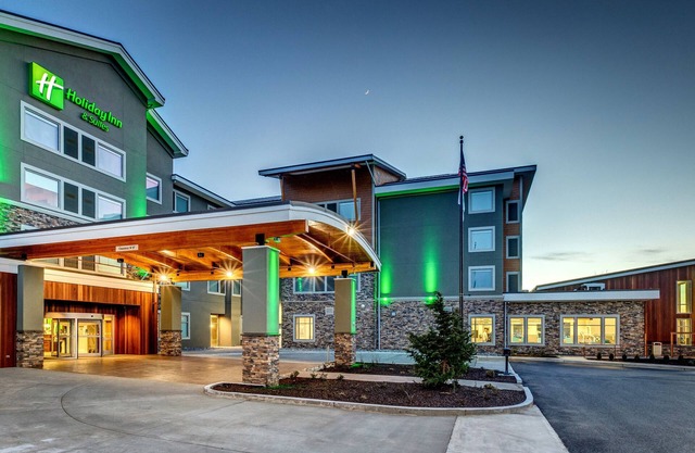 Holiday Inn & Suites Bellingham by IHG