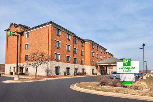 Holiday Inn & Suites Grand Rapids - South by IHG