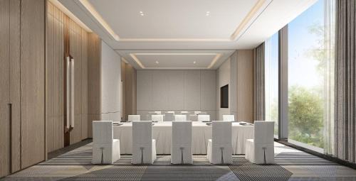 Holiday Inn Wuhan Houguan Lake by IHG